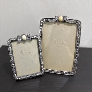2x Ornate Scroll Metal Rectangle Photo Frames Faux Pearl Bow Ribbon 1989 M.R.F